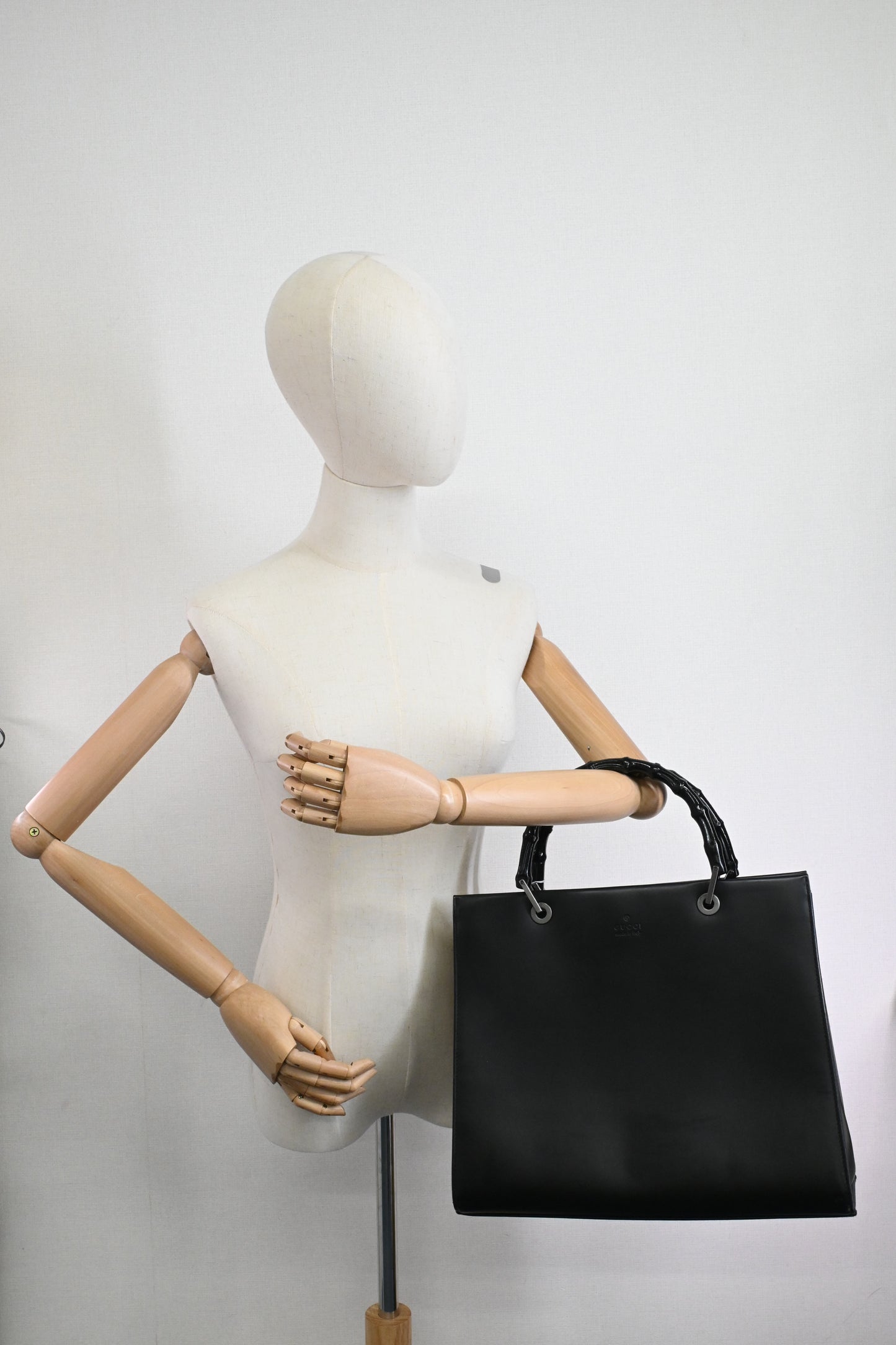 Gucci Bamboo Tote Bag in Black Leather