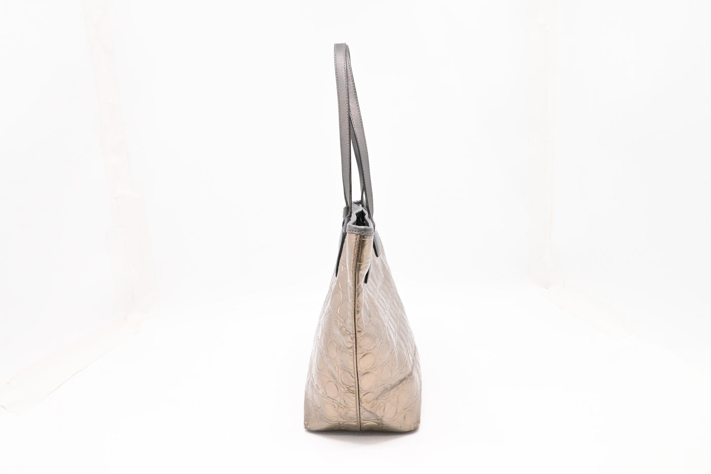 Ferragamo Tote in Gold Gancini Leather