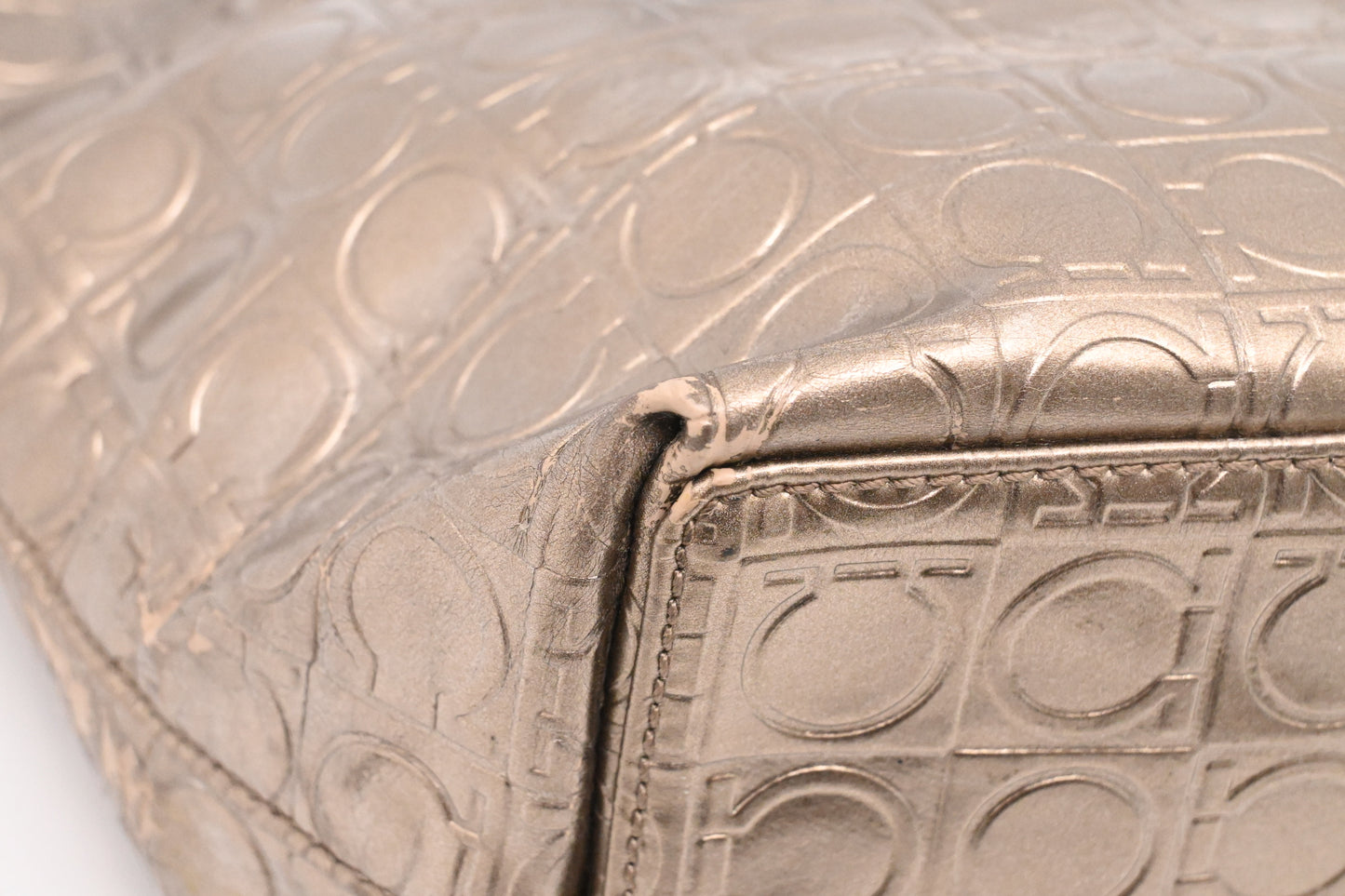 Ferragamo Tote in Gold Gancini Leather