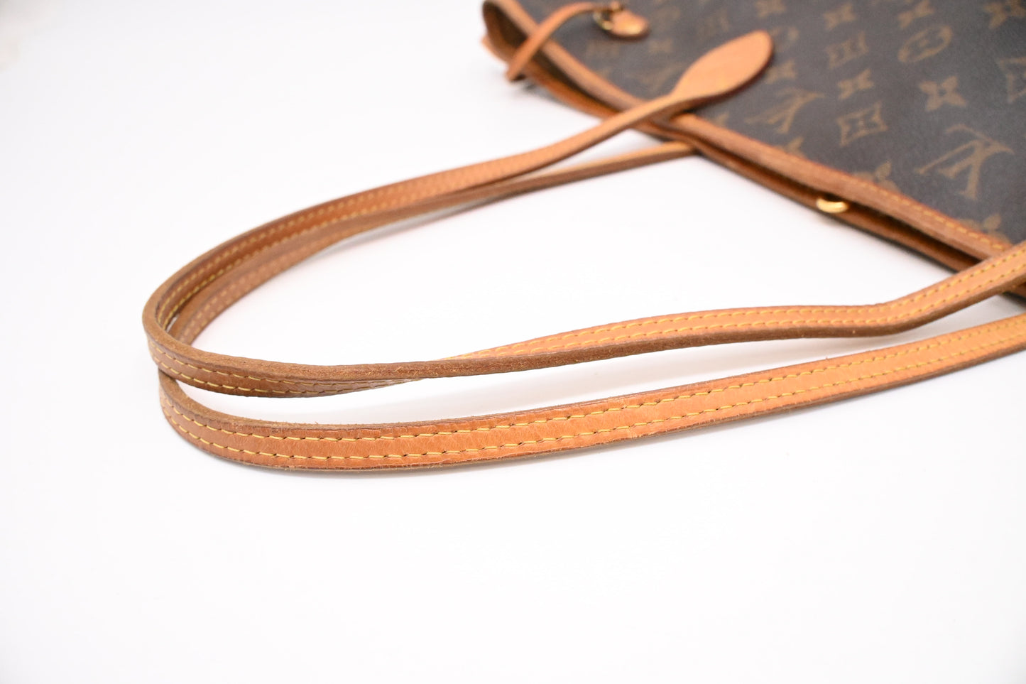 Louis Vuitton Neverfull MM in Monogram Canvas