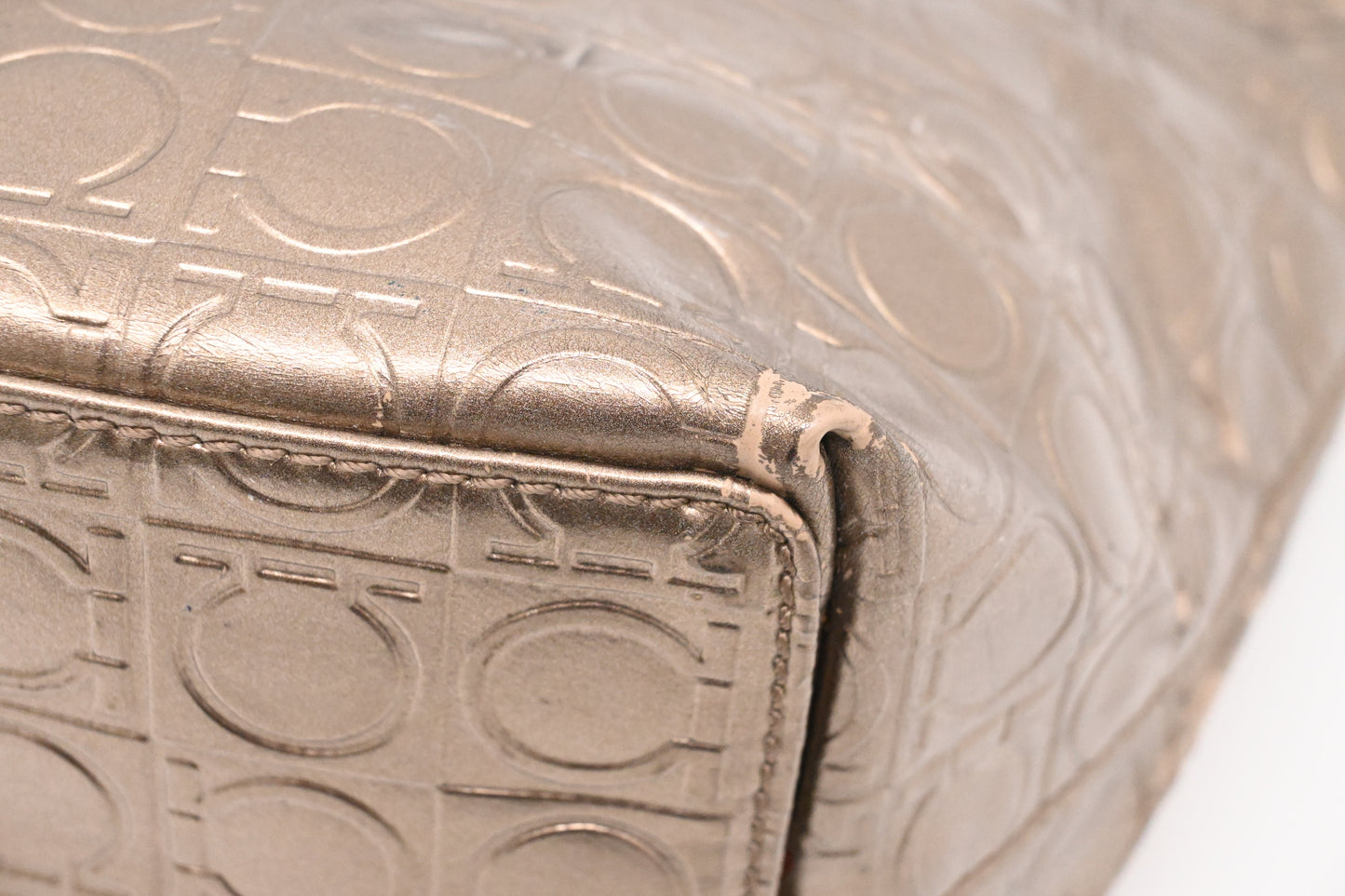 Ferragamo Tote in Gold Gancini Leather