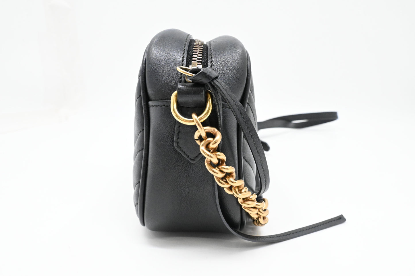 Gucci Marmont Shoulder Bag in Black Leather