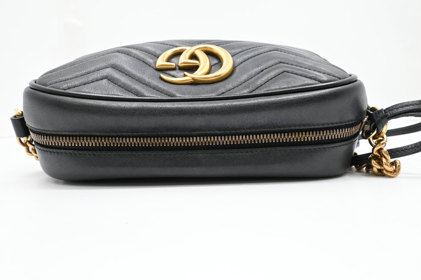 Gucci Marmont Shoulder Bag in Black Leather