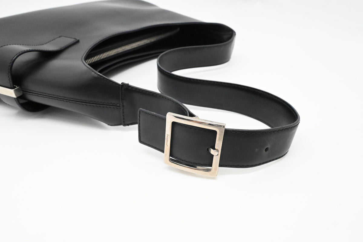 Ferragamo Shoulder Bag in Black Leather