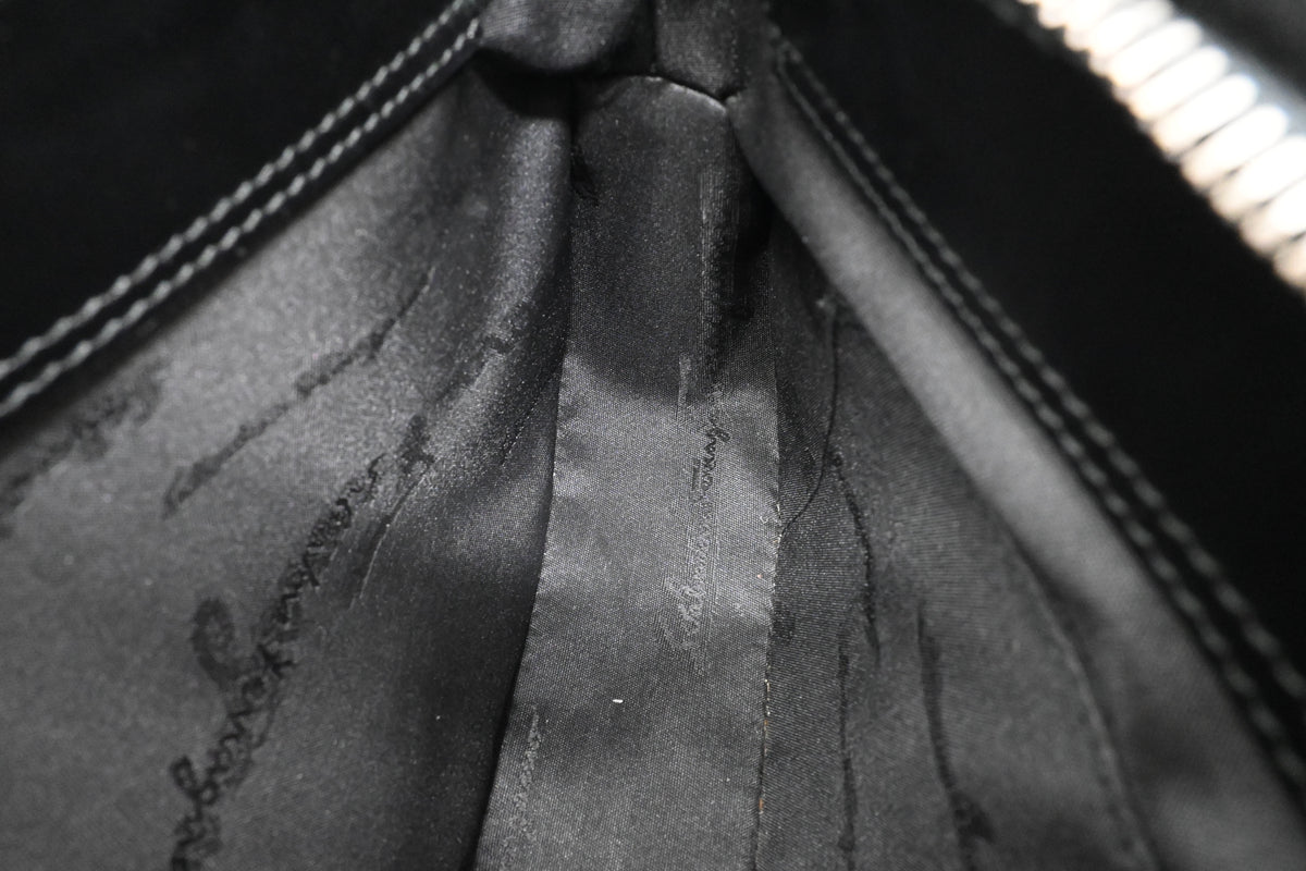 Ferragamo Shoulder Bag in Black Leather