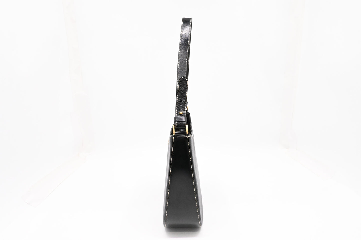 Burberry Shoulder Bag in Black Leather