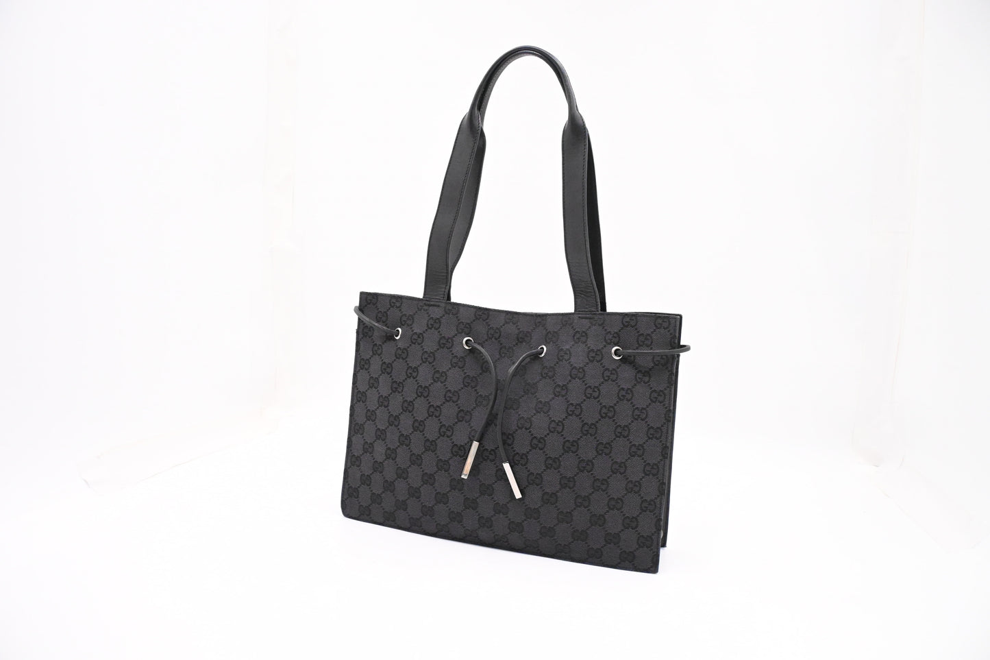 Gucci Shoulder Bag in Black GG Canvas