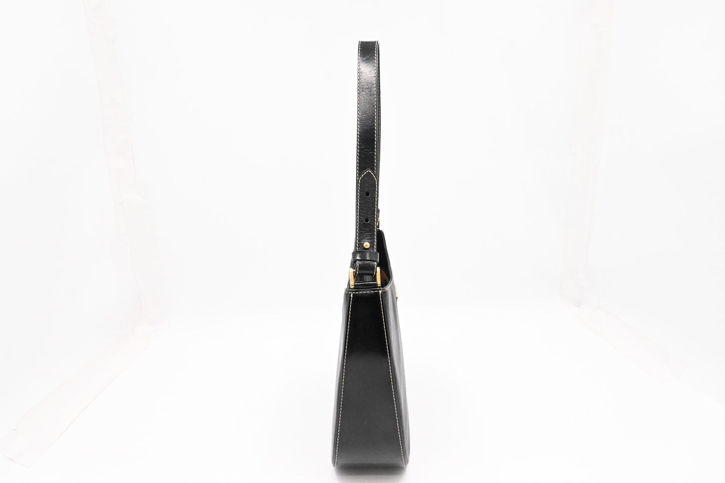 Burberry Shoulder Bag in Black Leather
