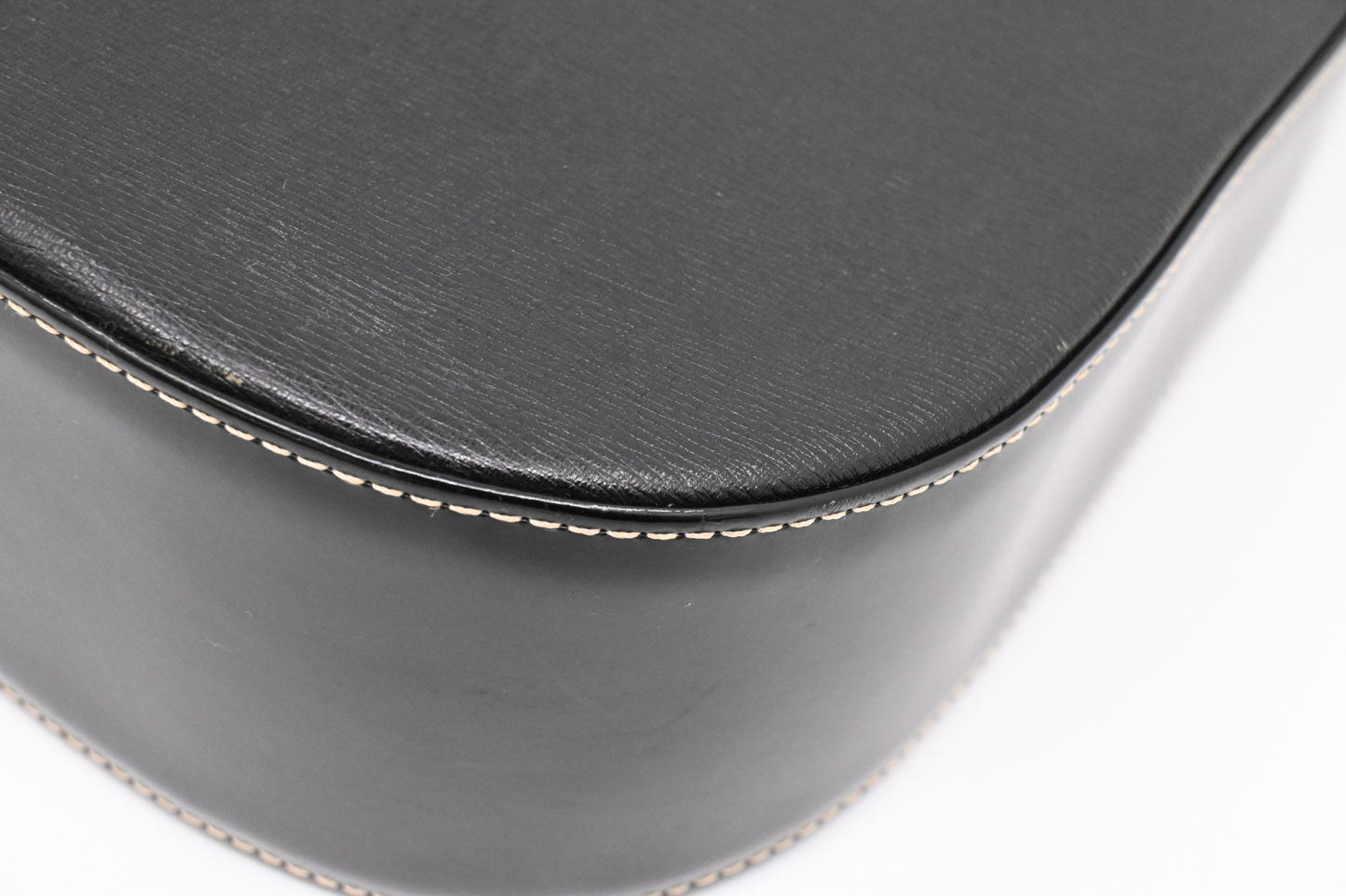 Burberry Shoulder Bag in Black Leather