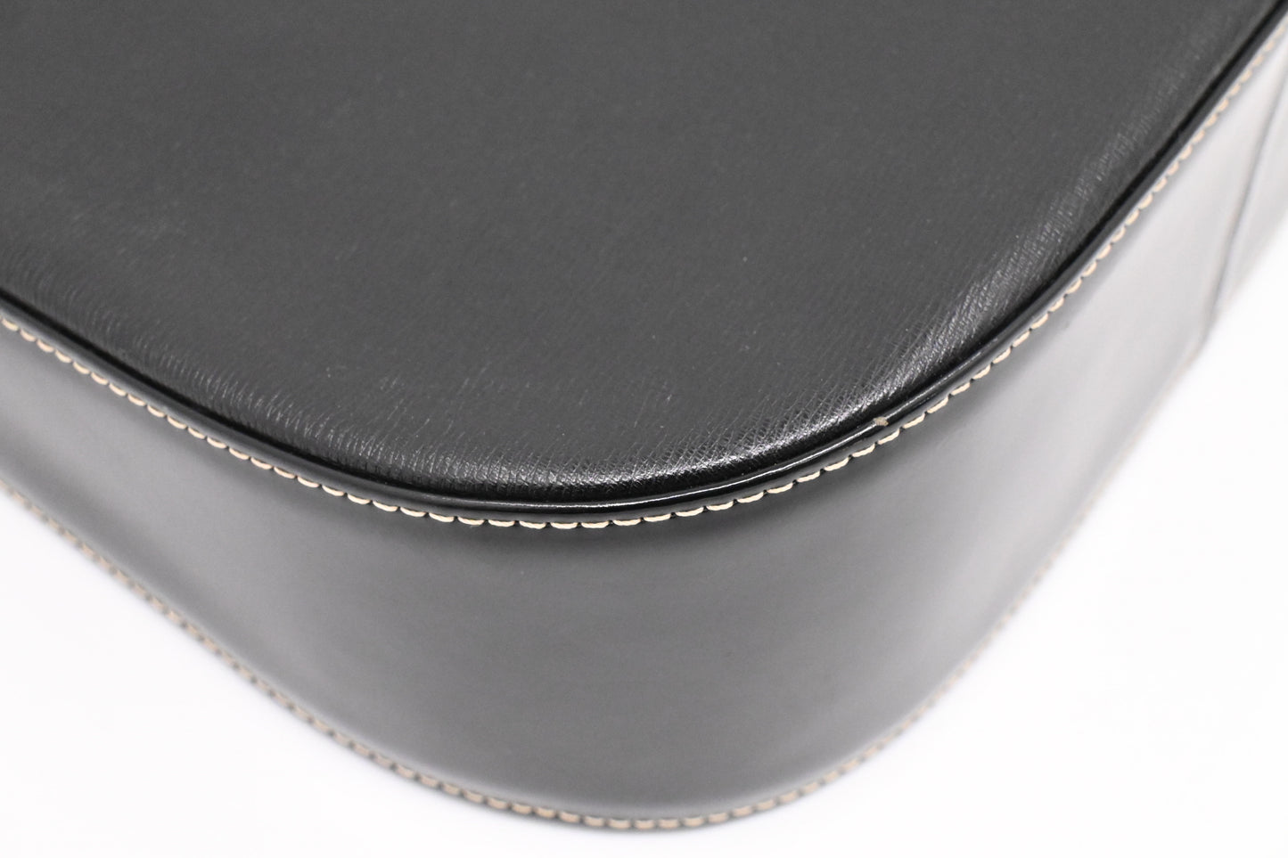 Burberry Shoulder Bag in Black Leather