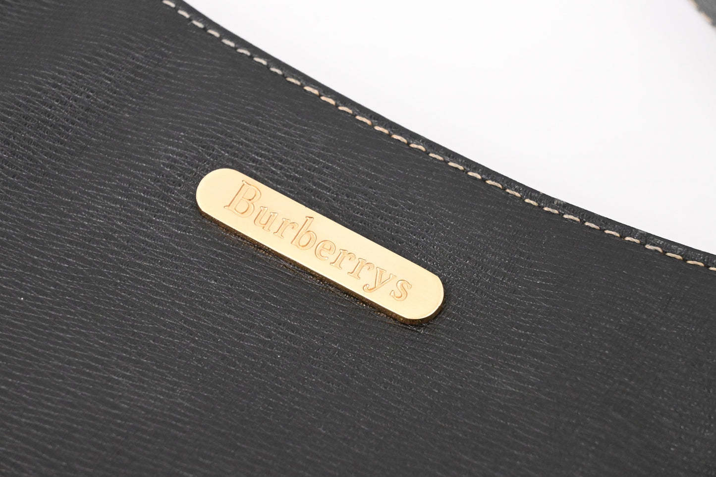 Burberry Shoulder Bag in Black Leather