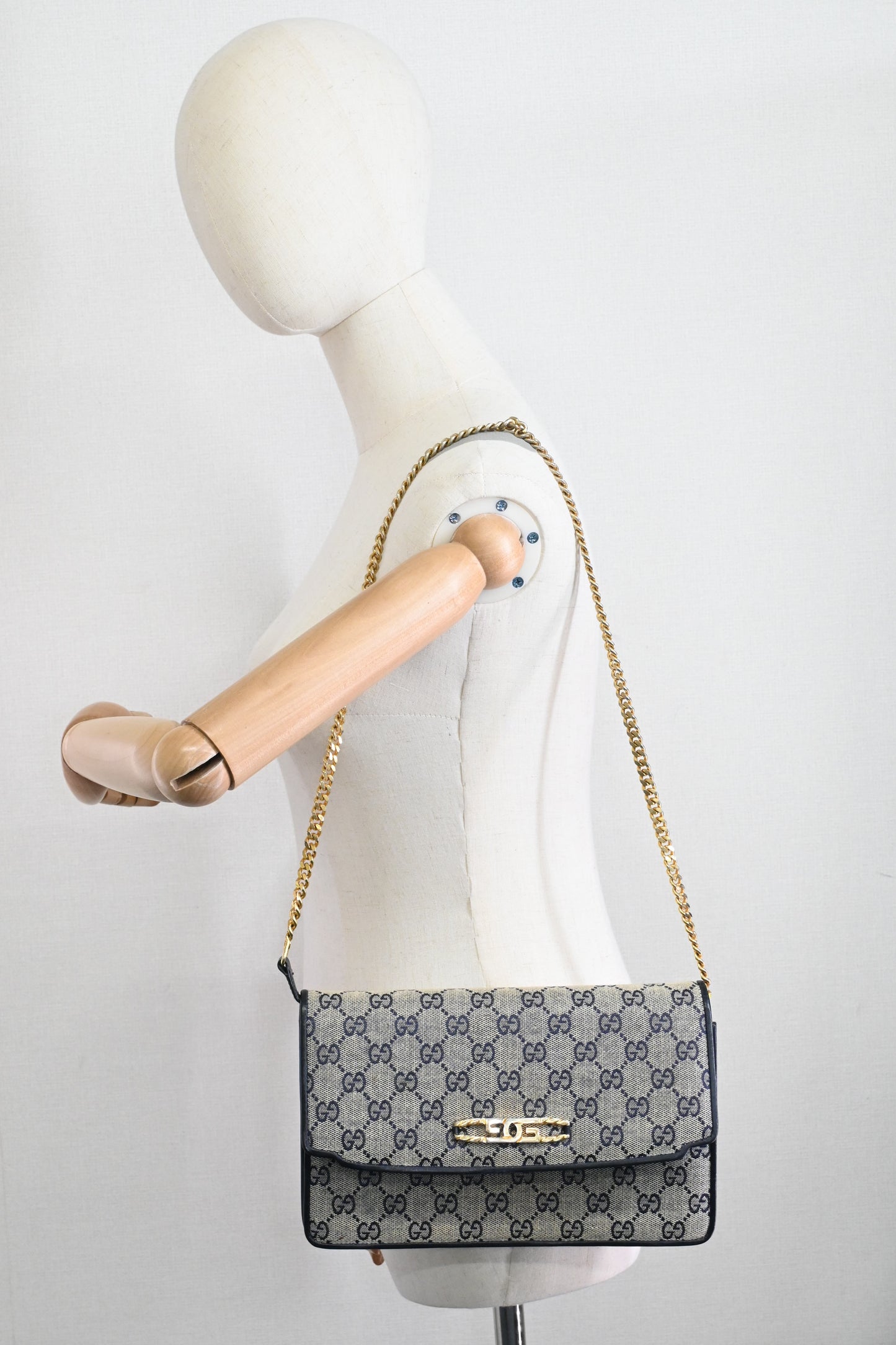 Gucci Clutch on Chain in Blue GG Canvas