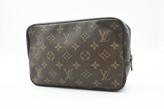 Louis Vuitton Trousse 23 in Monogram Canvas