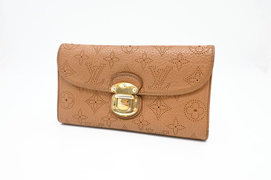 Louis Vuitton Iris Wallet in Cognac Mahina Leather
