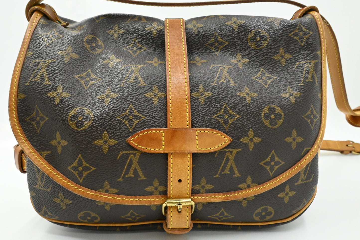 Louis Vuitton Saumur 30 in Monogram Canvas