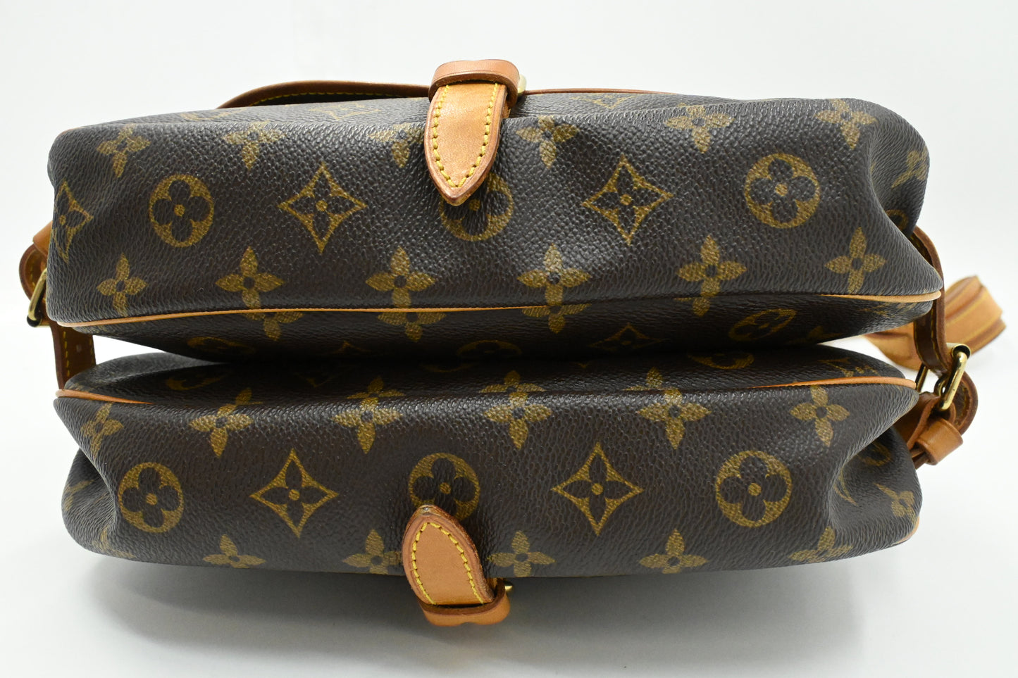 Louis Vuitton Saumur 30 in Monogram Canvas