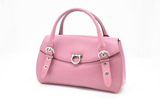 Ferragamo Gancini Shoulder Bag in Pink Leather