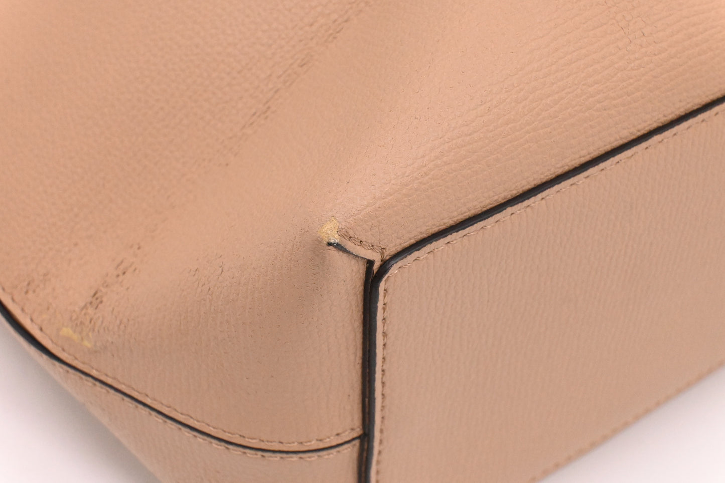 Burberry Tote in Beige Leather