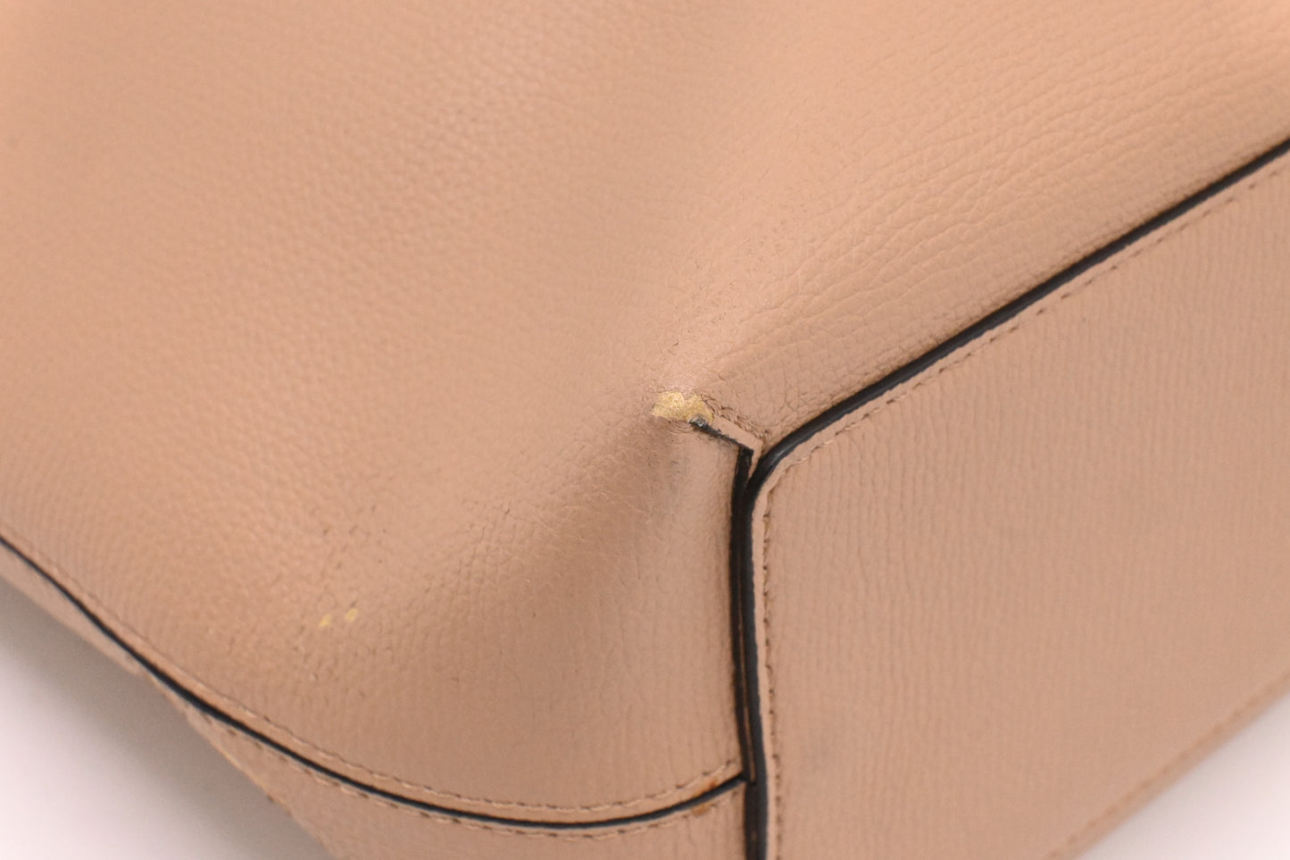 Burberry Tote in Beige Leather