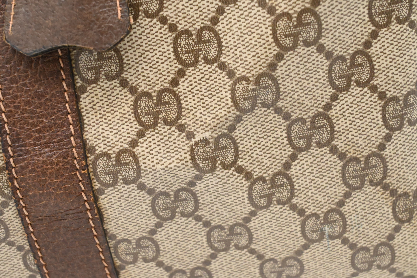 Gucci Travel Bag in GG Supreme Canvas