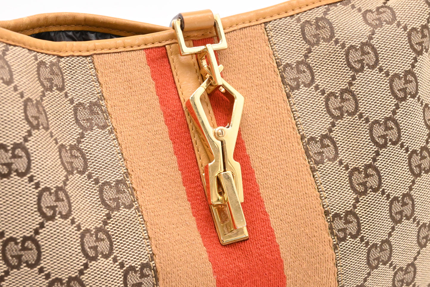 Gucci Jackie Shoulder Bag in Brown Canvas