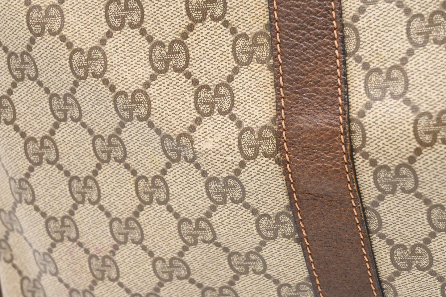 Gucci Travel Bag in GG Supreme Canvas