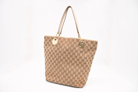 Gucci Tote in GG Canvas