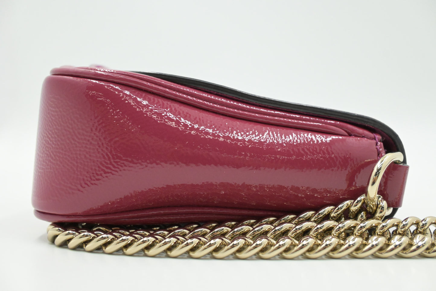 Gucci Soho Chain Crossbody Bag in Pink Leather