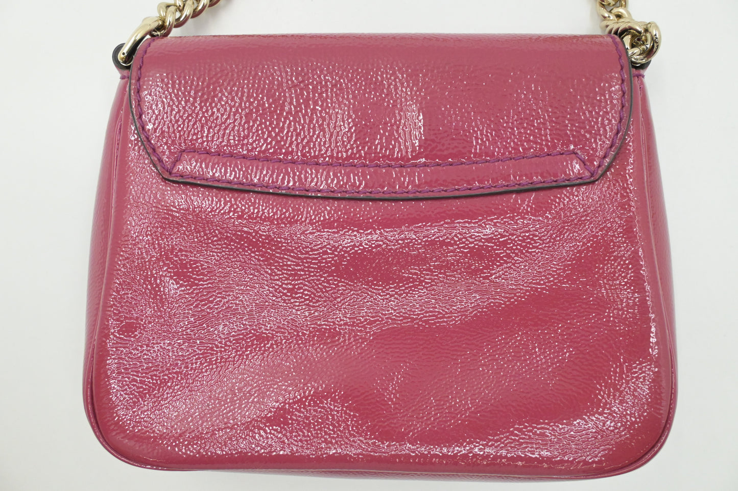 Gucci Soho Chain Crossbody Bag in Pink Leather