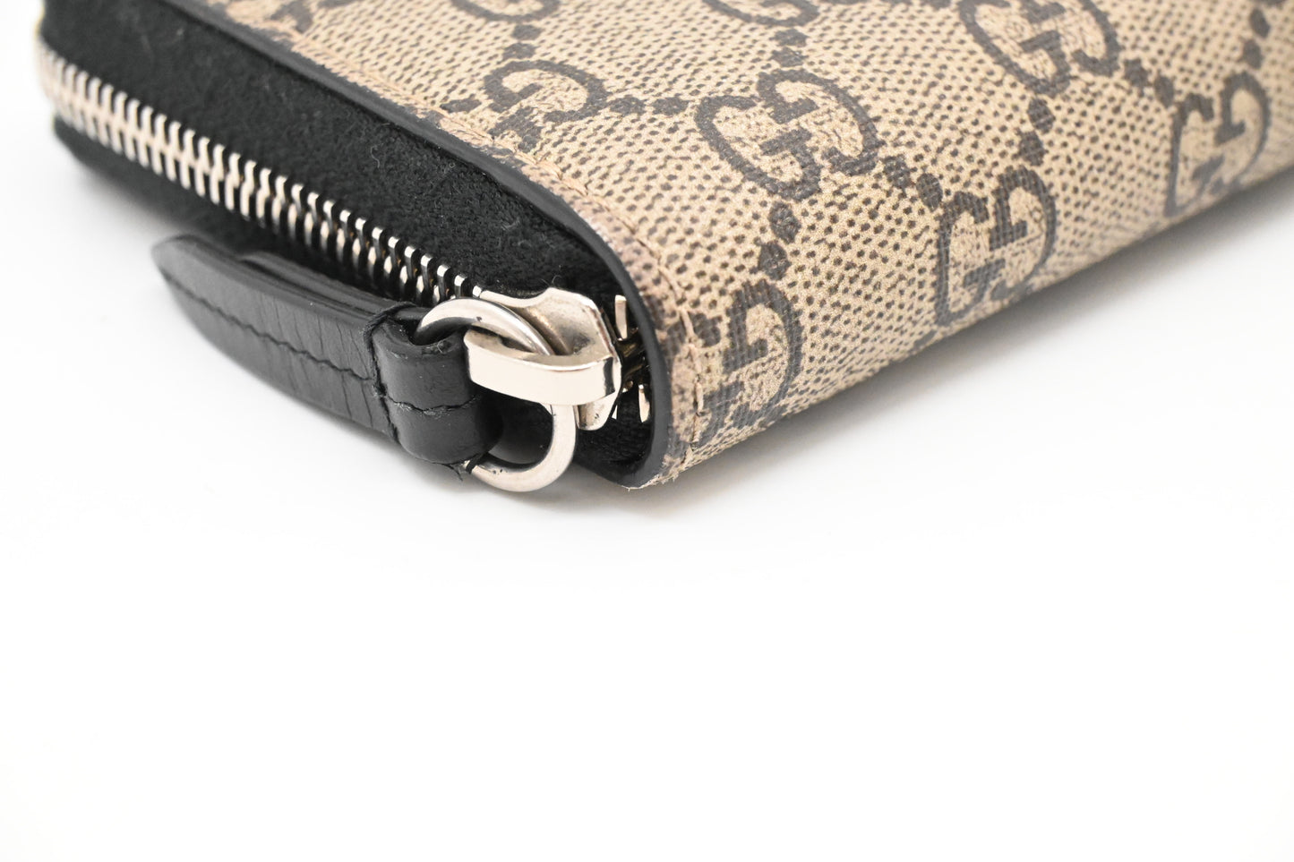 Gucci Zippy Snake Wallet in GG Supreme Canvas