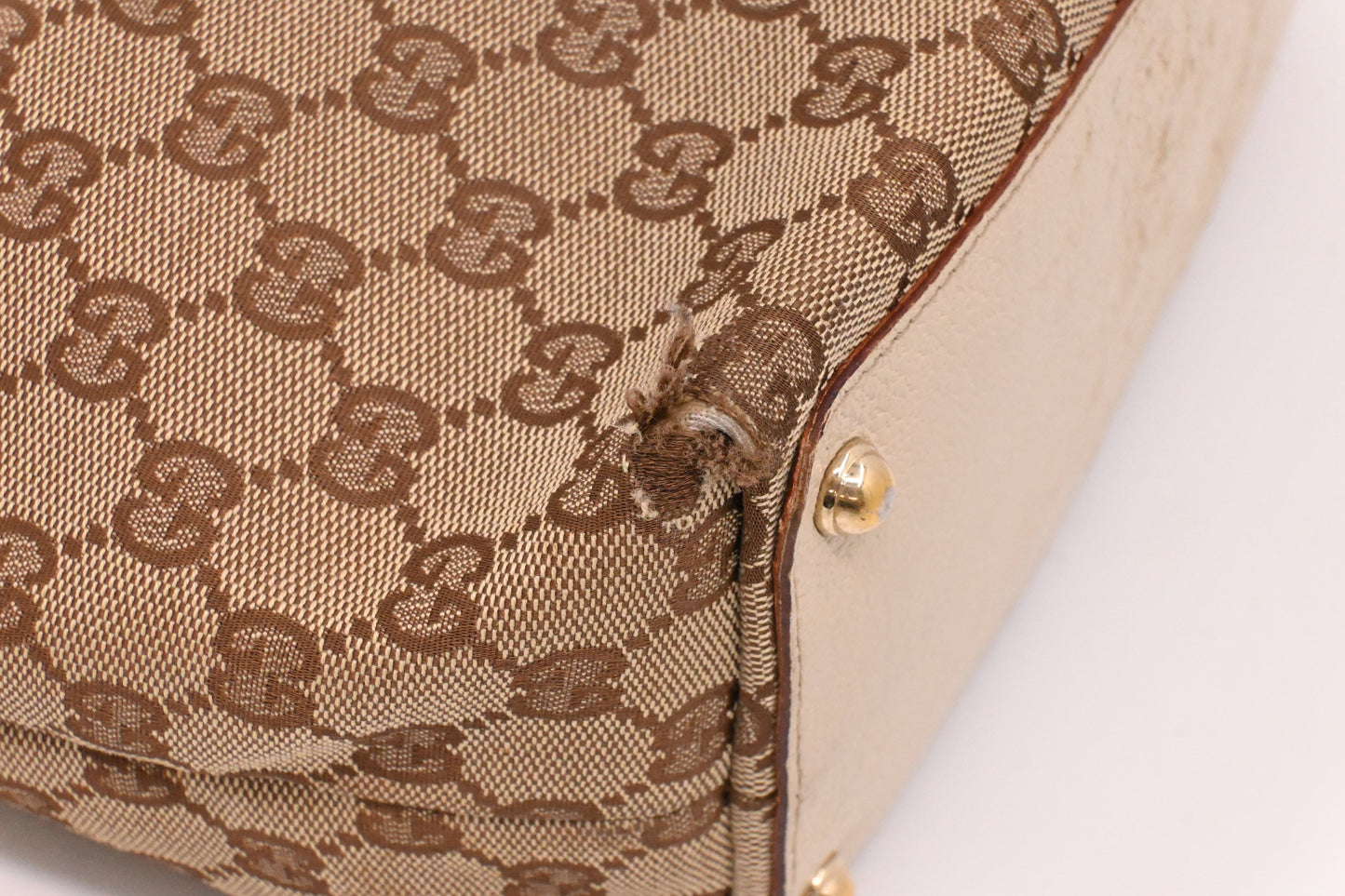 Gucci Tote in GG Canvas