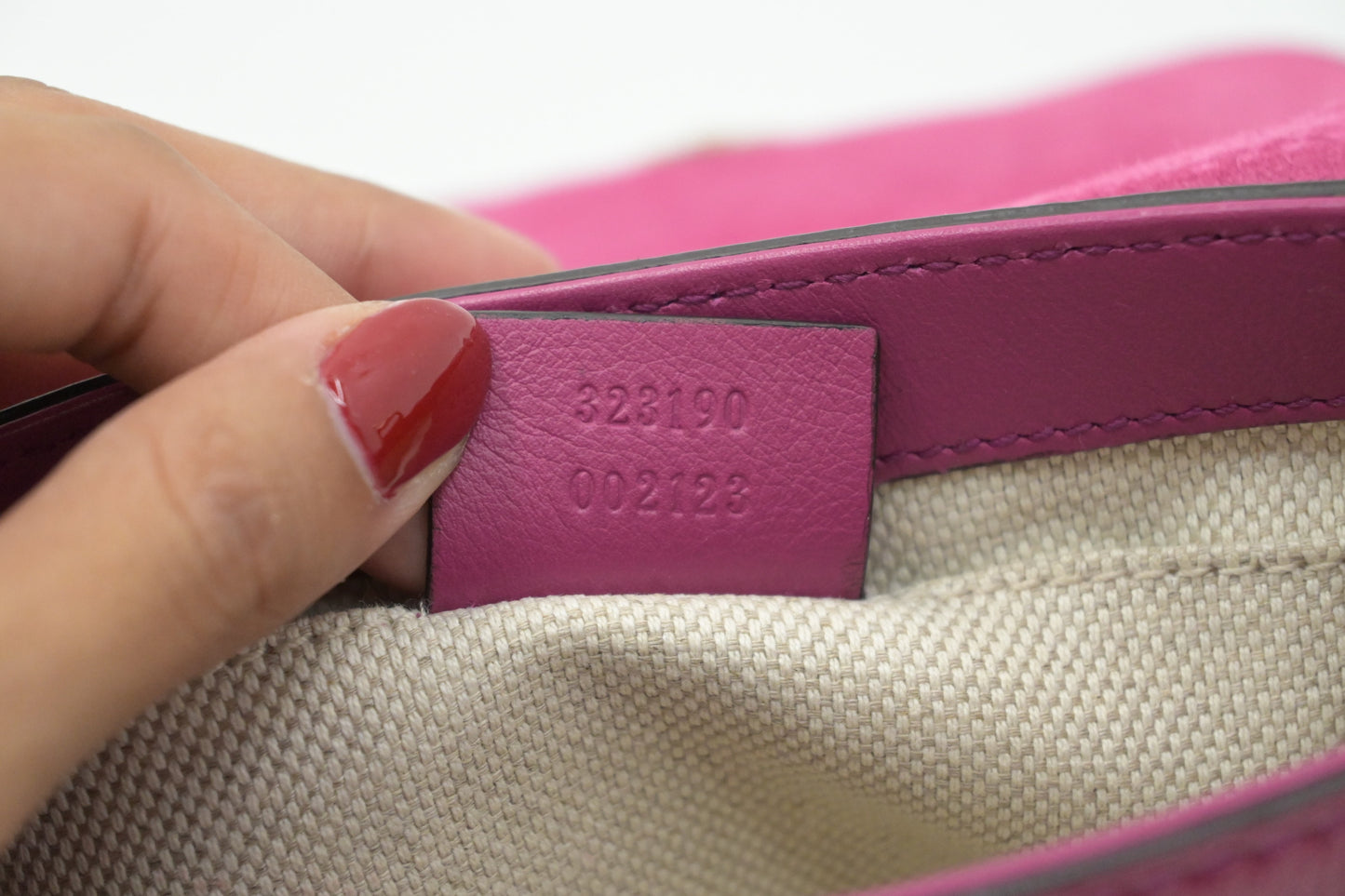 Gucci Soho Chain Crossbody Bag in Pink Leather