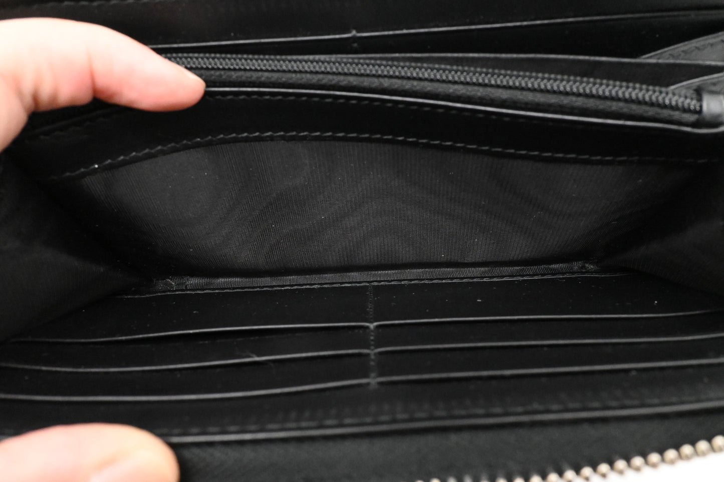 Gucci Zippy Snake Wallet in GG Supreme Canvas