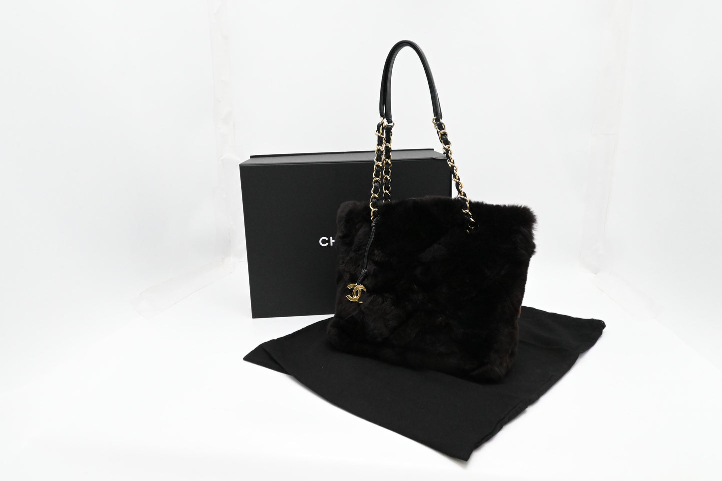 Chanel Shoulder Bag in Dark Brown Rabbit Fur