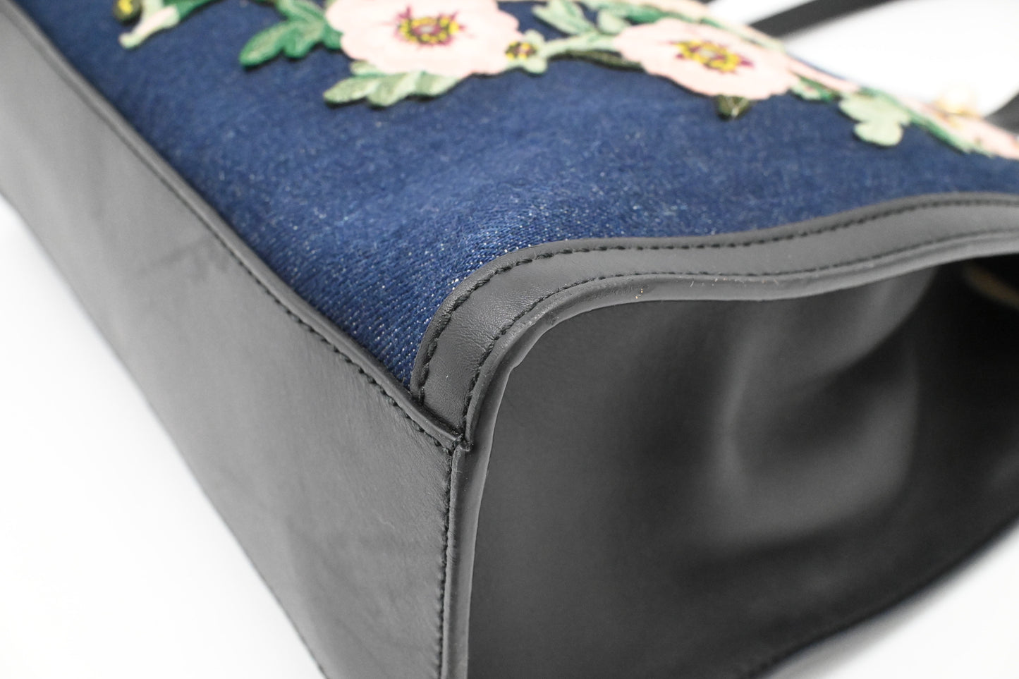 Gucci Tiger Embroidered Tote in Denim Canvas