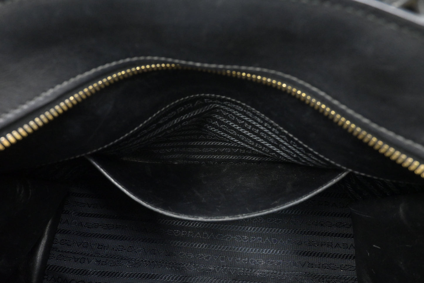 Prada Esplanade 2way Bag in Red and Black Leather