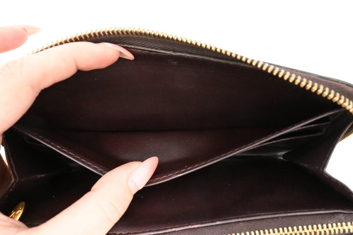 Louis Vuitton Long Zippy Wallet in Amarante Vernis Leather