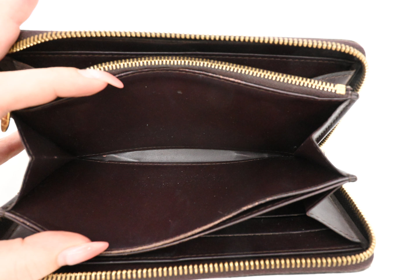 Louis Vuitton Long Zippy Wallet in Amarante Vernis Leather