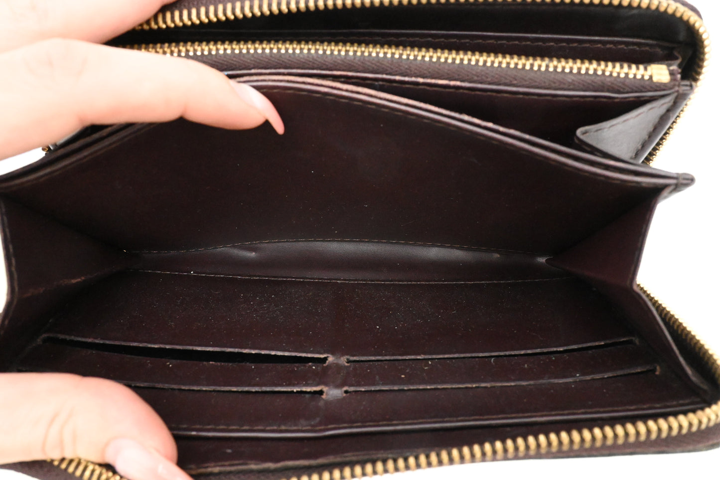 Louis Vuitton Long Zippy Wallet in Amarante Vernis Leather