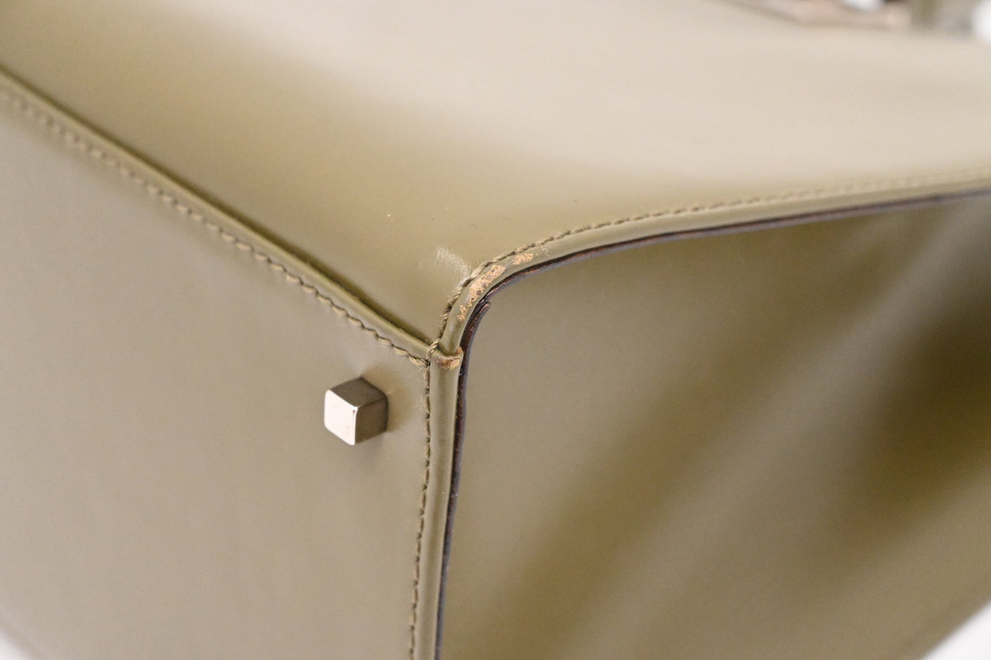 Ferragamo Handbag in Olive Green Leather