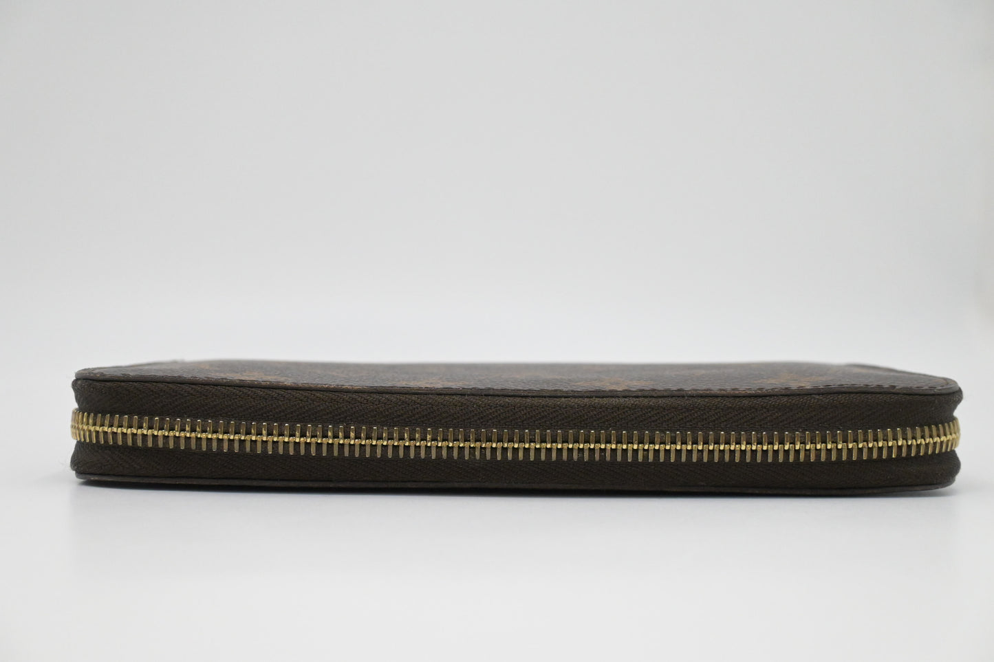 Louis Vuitton Zippy Wallet in Monogram Canvas