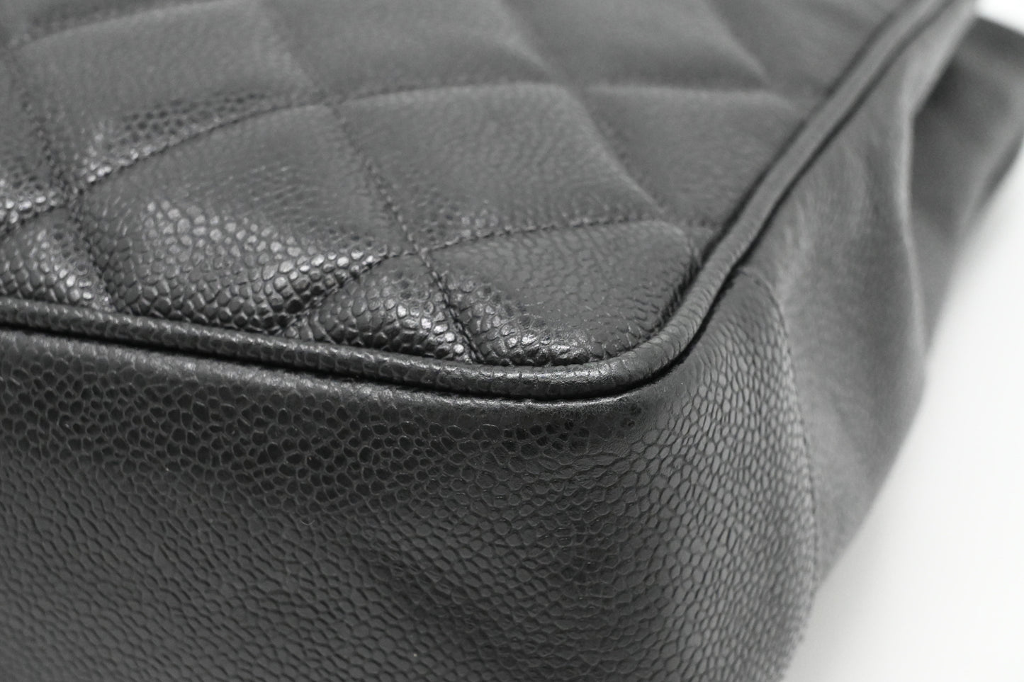 Chanel Tote Bag in Black Caviar Leather