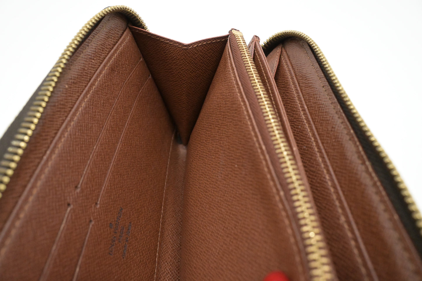 Louis Vuitton Zippy Wallet in Monogram Canvas
