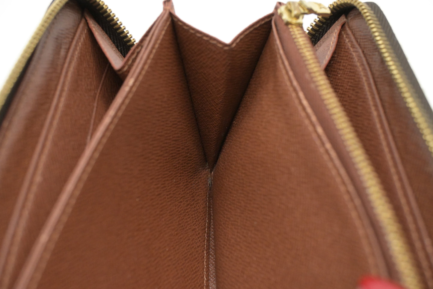 Louis Vuitton Zippy Wallet in Monogram Canvas