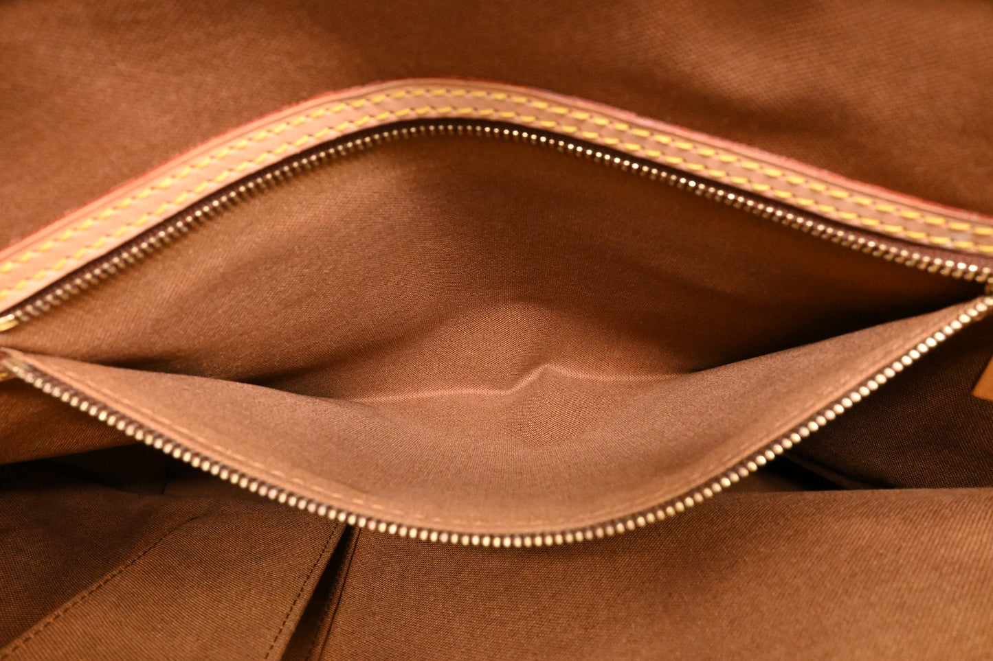 Louis Vuitton Cabas Mezzo in Monogram Canvas