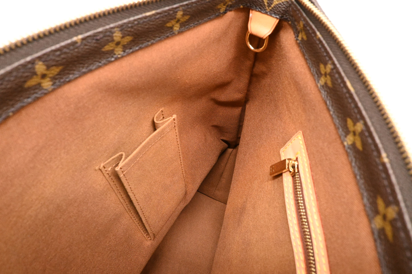 Louis Vuitton Cabas Mezzo in Monogram Canvas