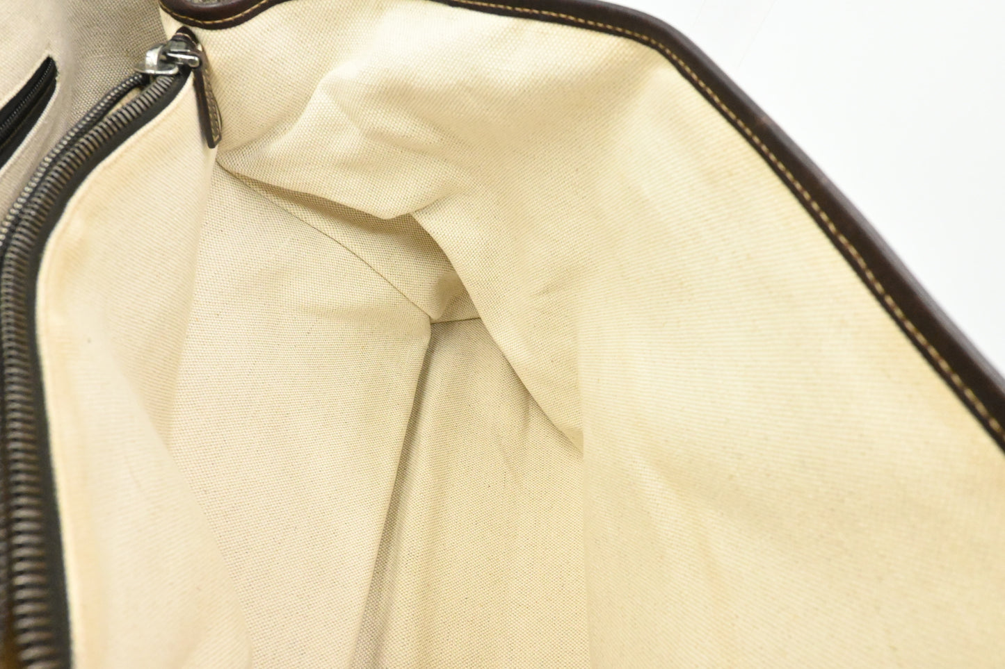Gucci Tote in GG Supreme Canvas