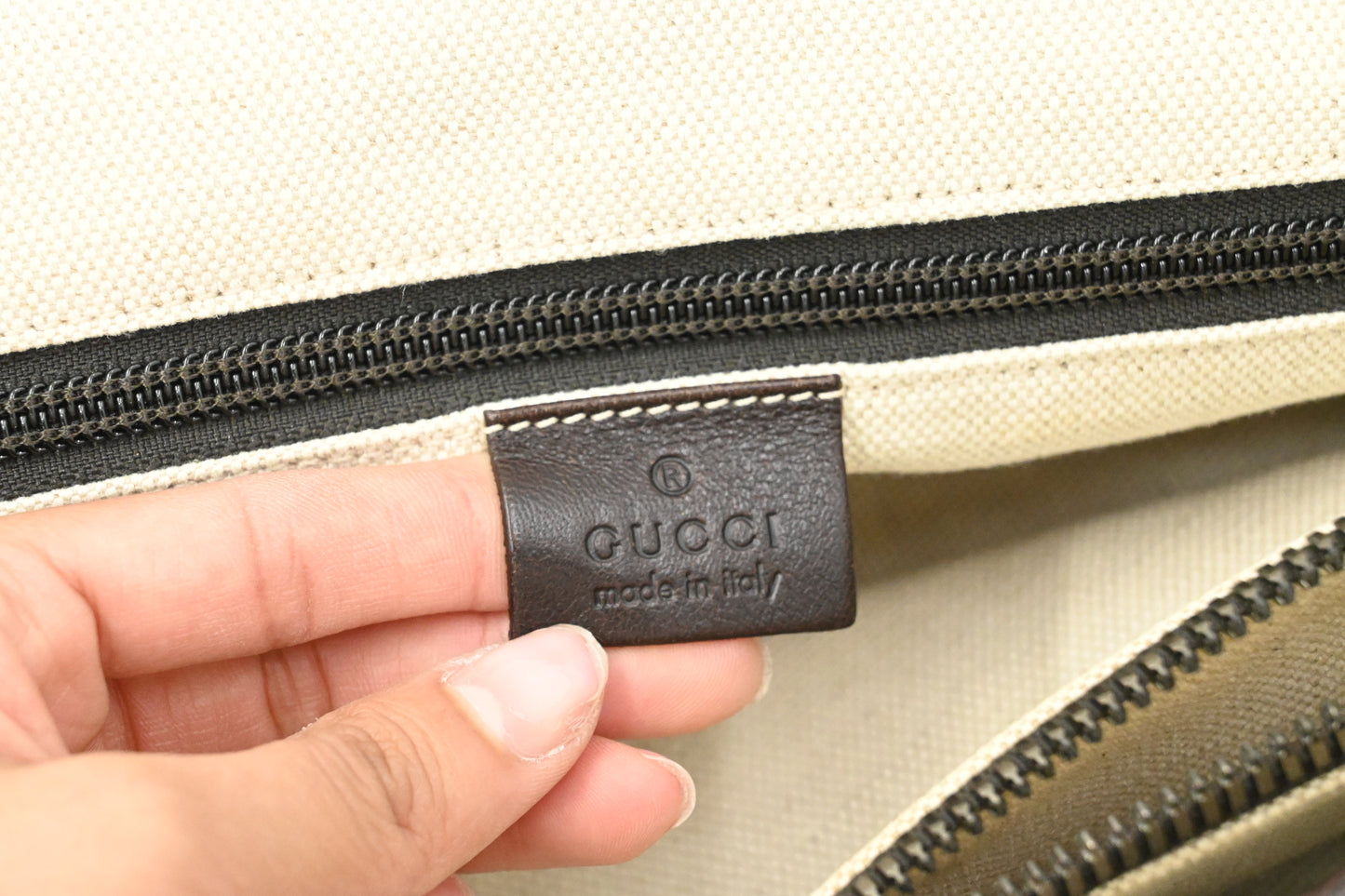 Gucci Tote in GG Supreme Canvas
