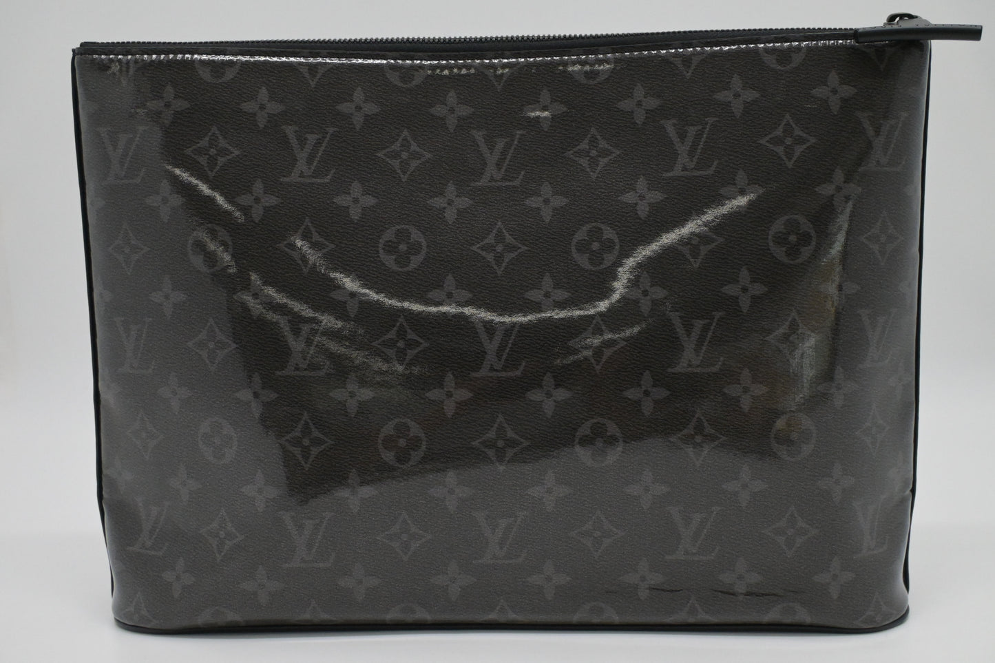 Louis Vuitton Pochette Cosmos in Glaze Monogram Canvas