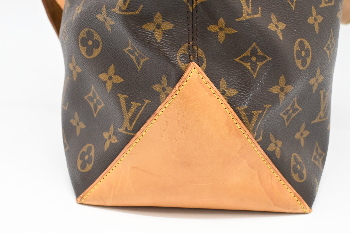 Louis Vuitton Cabas Mezzo in Monogram Canvas